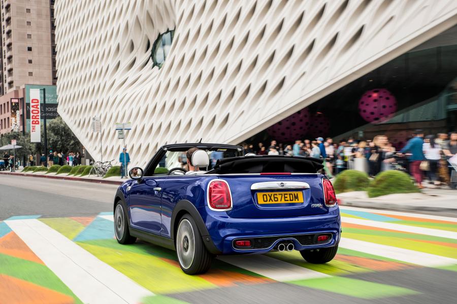  Mini Cooper S Cabrio (F57) 2018 года  (WW) (фото 165 из 222)